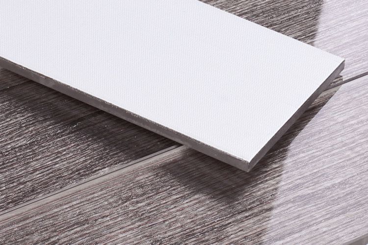 Aura Purple Rain 4 x 24 (Mapei Glass Thin set Adesilex-P10 REQUIRED for Installation)